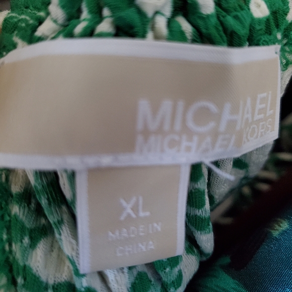 Michael Kors Green Sleeveless Keyhole Halter Style Geometric Print Romper - Picture 15 of 15
